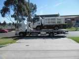 JDS Towing Towing Large Vehicles